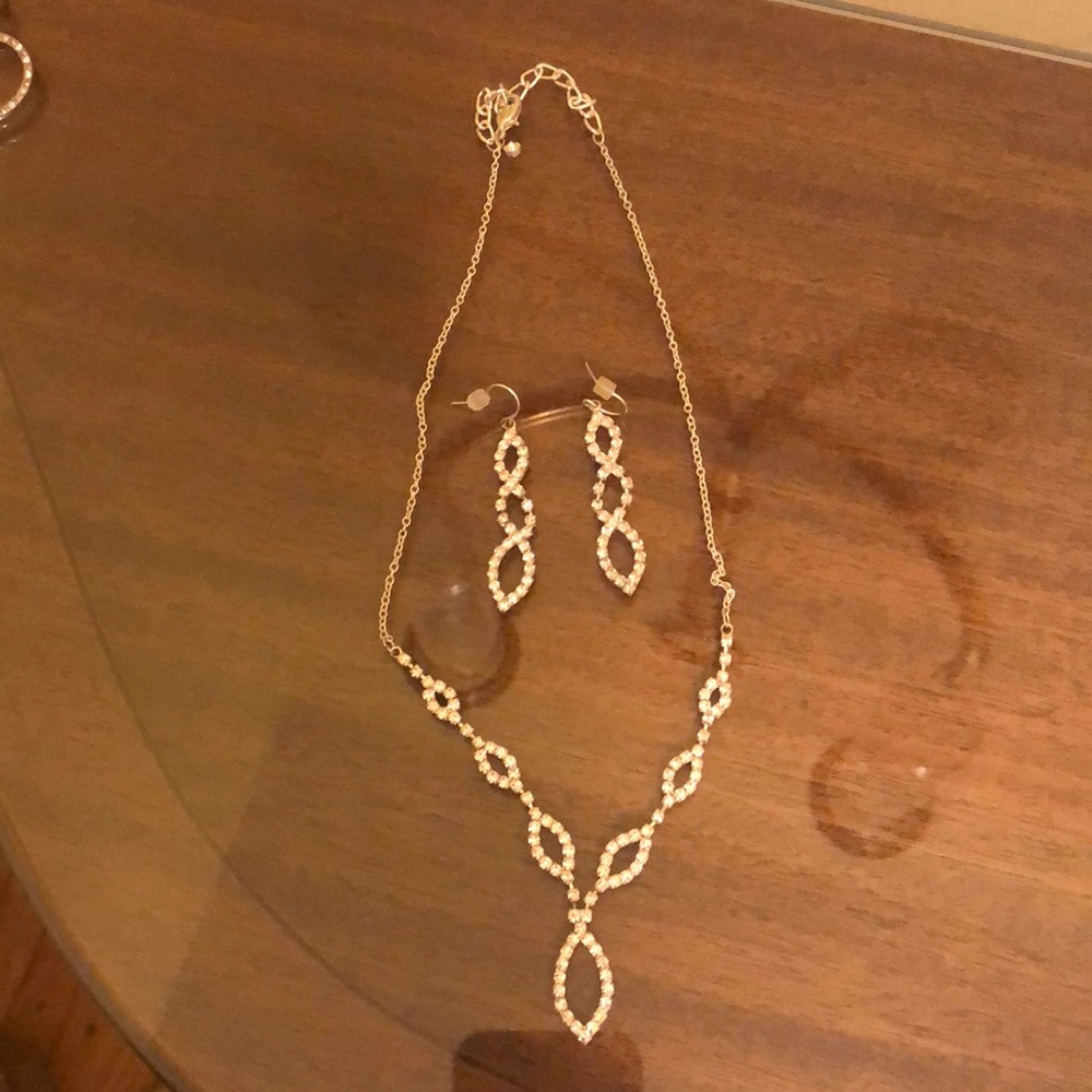 Rhinestone earring and necklace set